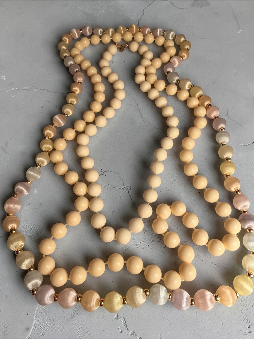 Vintage Elegant Cream Beaded Multi-Strand Necklace